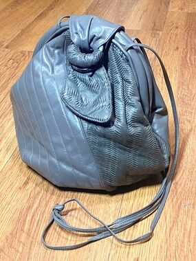 Sharif handbag vintage 80s grey gray slouchy retro grunge crossbody quilted
